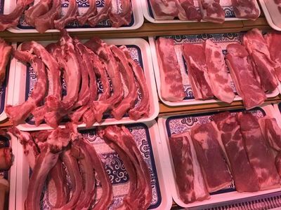 柳州46家超市今起推出猪肉优惠 每公斤补4元，鲜肉批发实惠多